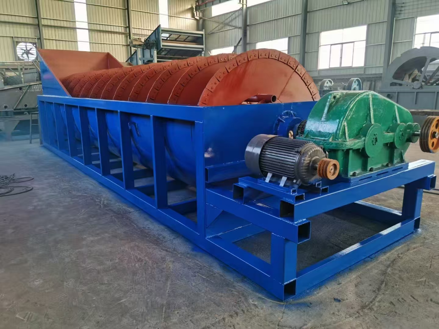 How to repair the broken bearings of the spiral sand washing machine